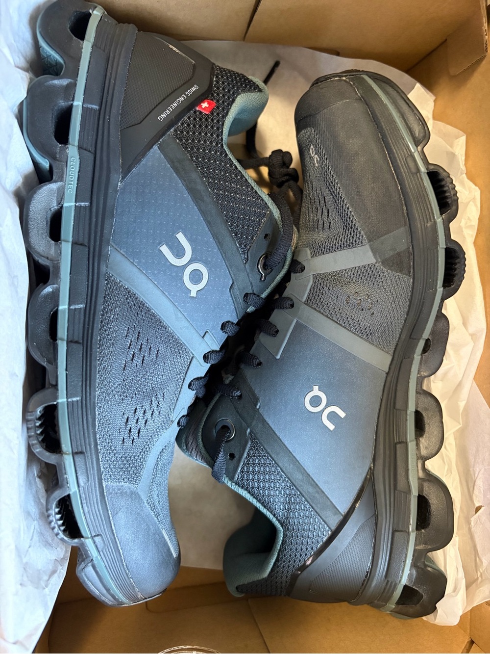 BNWB WOMEN'S ON CLOUD SHOES/SNEAKERS NAVY BLUE AND BLACK US SIZE 7-UK 5-EUR 38 - Picture 15 of 16